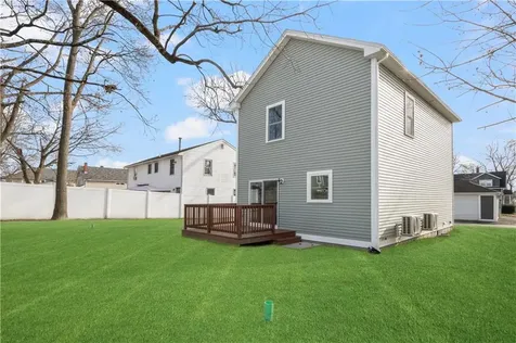 39 Winsor Street East Providence RI 02914