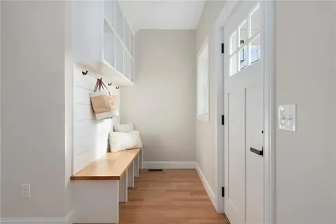 39 Winsor Street East Providence RI 02914