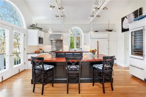 2 Harbor View Drive Newport RI 02840