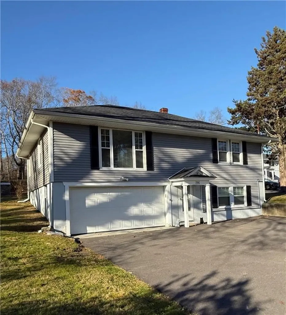 196 Bulgarmarsh Road Tiverton RI 02878
