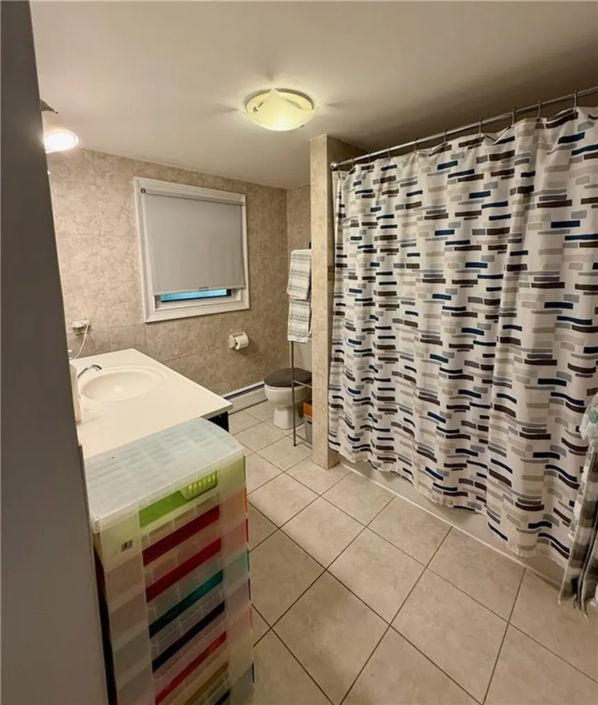 196 Bulgarmarsh Road Tiverton RI 02878