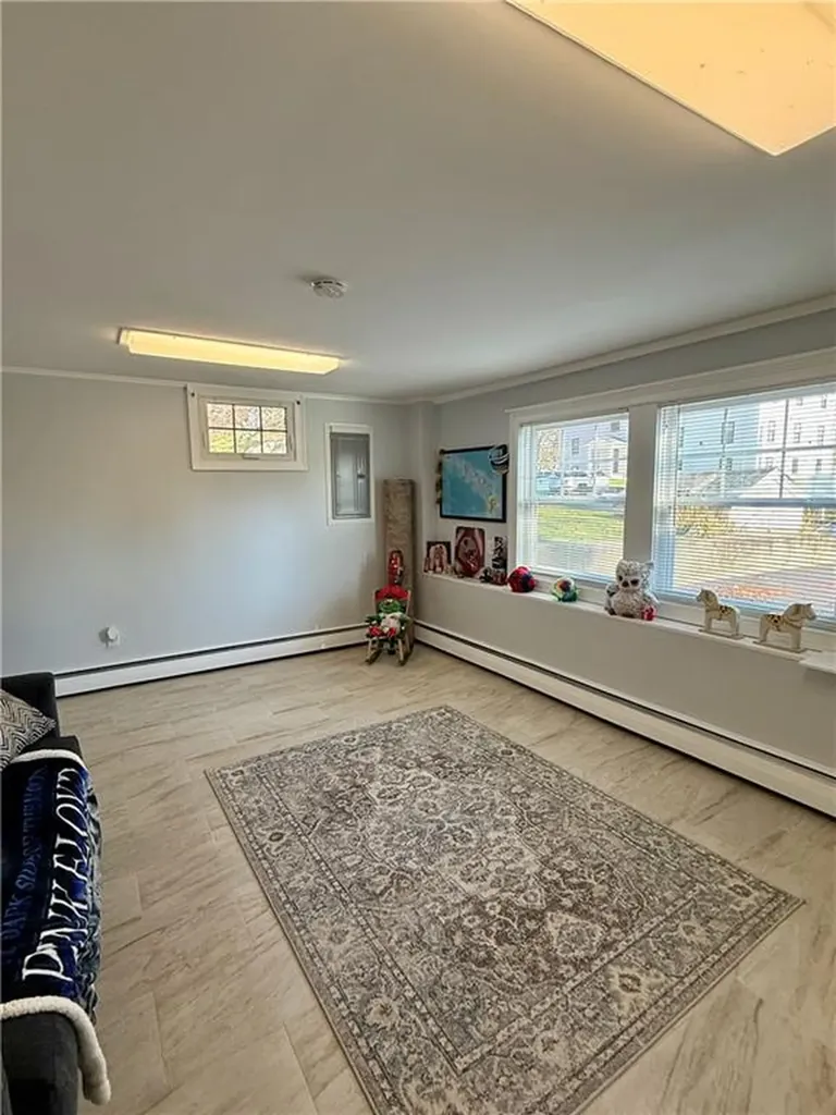 196 Bulgarmarsh Road Tiverton RI 02878