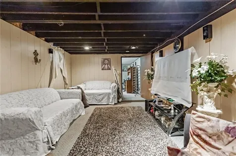 162 Merino Street Providence RI 02909