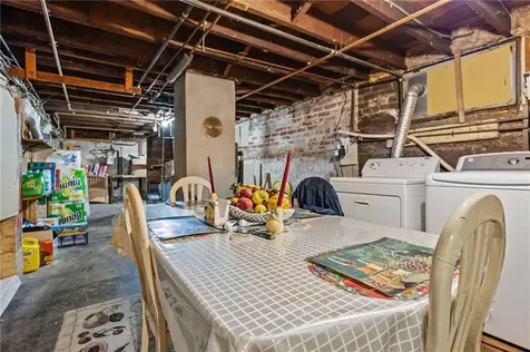 162 Merino Street Providence RI 02909