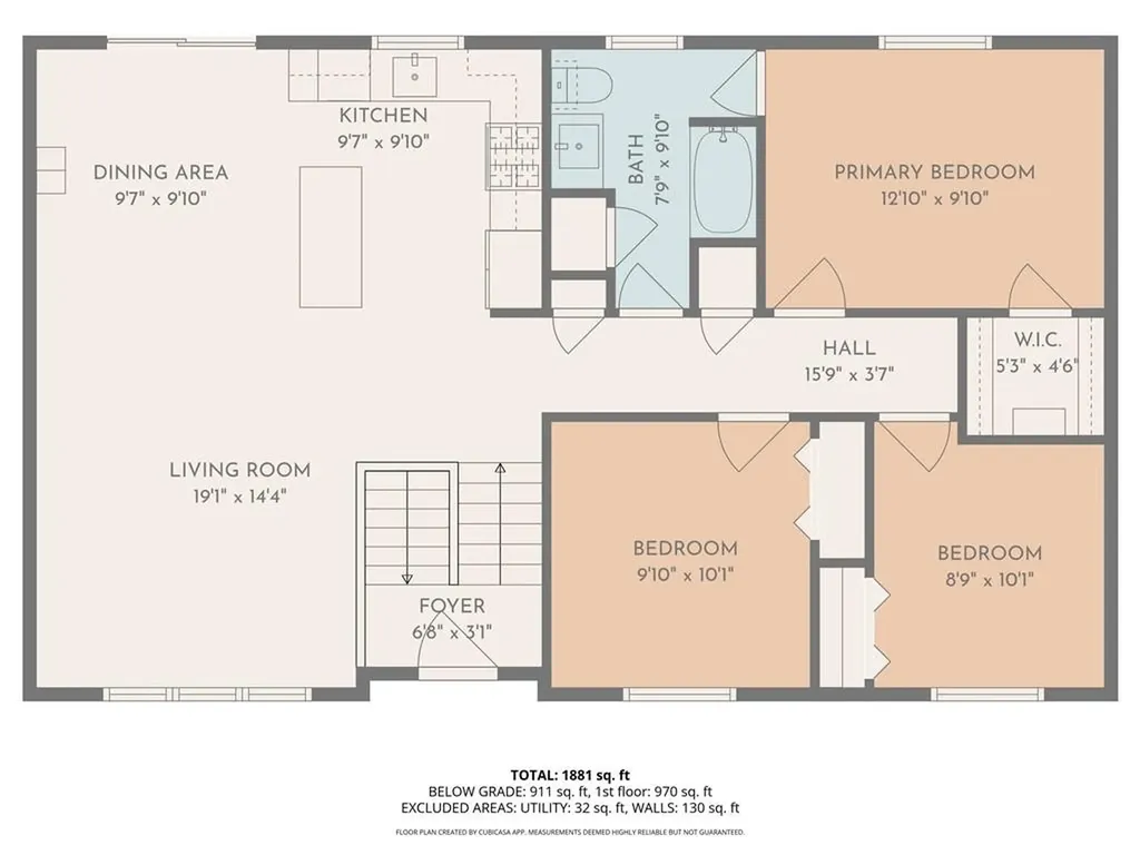 12 Railroad Row Warwick RI 02886