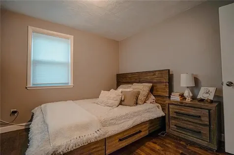 27 Winifred Avenue Warwick RI 02889