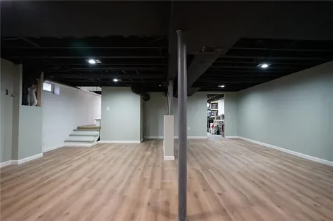 27 Winifred Avenue Warwick RI 02889