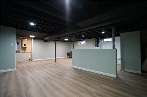 27 Winifred Avenue Warwick RI 02889