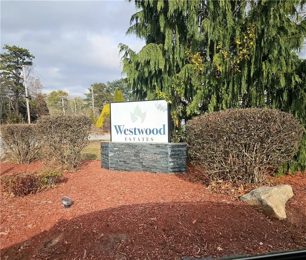 26 Kelly Lane Coventry RI 02816