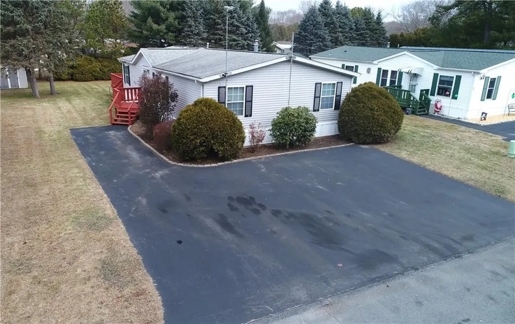 26 Kelly Lane Coventry RI 02816