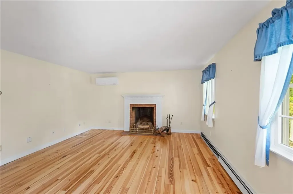 1 Cleo Court Westerly RI 02891