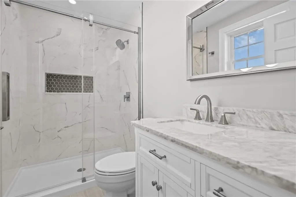 253 Central Street Lincoln RI 02865