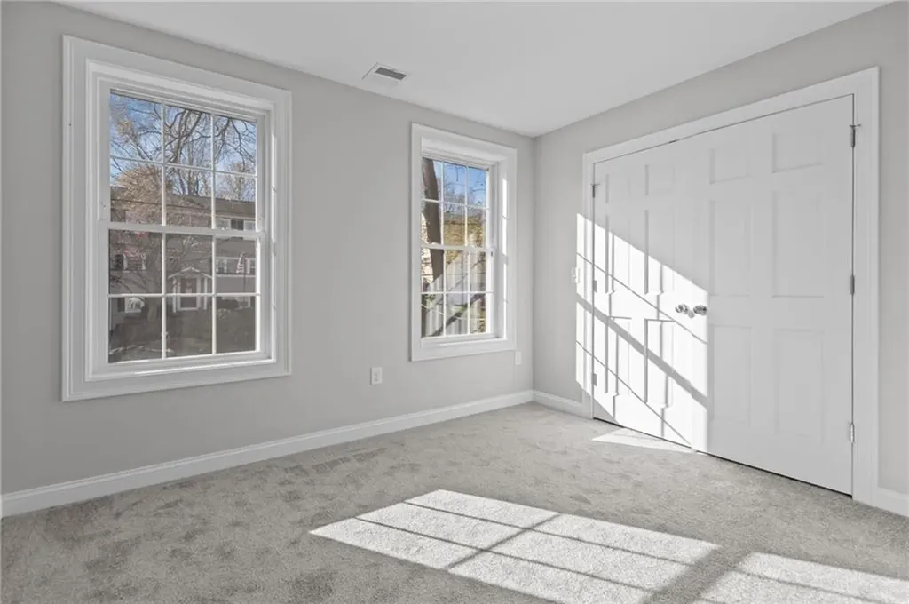 253 Central Street Lincoln RI 02865