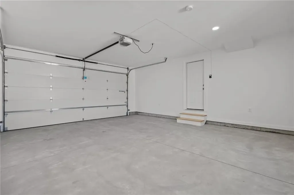 253 Central Street Lincoln RI 02865