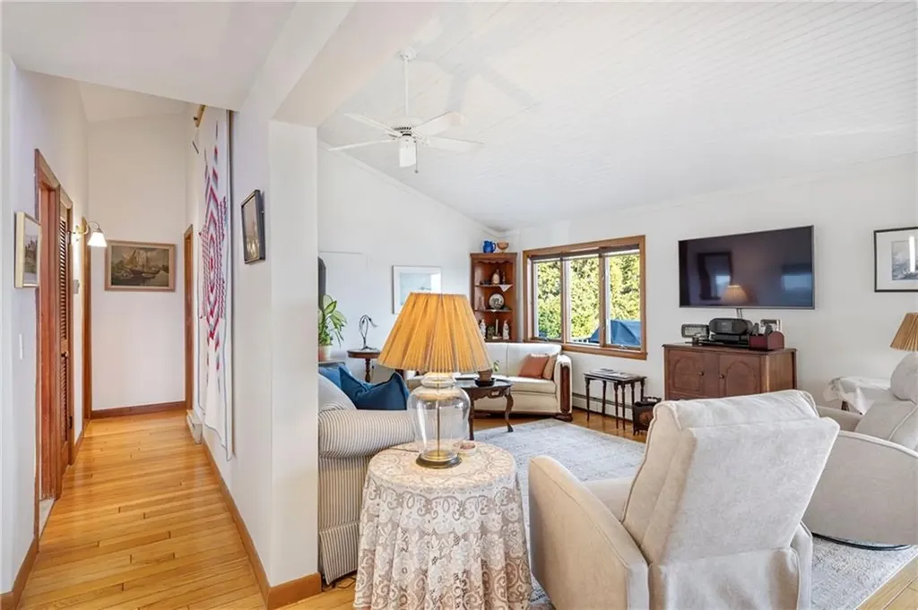 210 Washington Street South Kingstown RI 02879