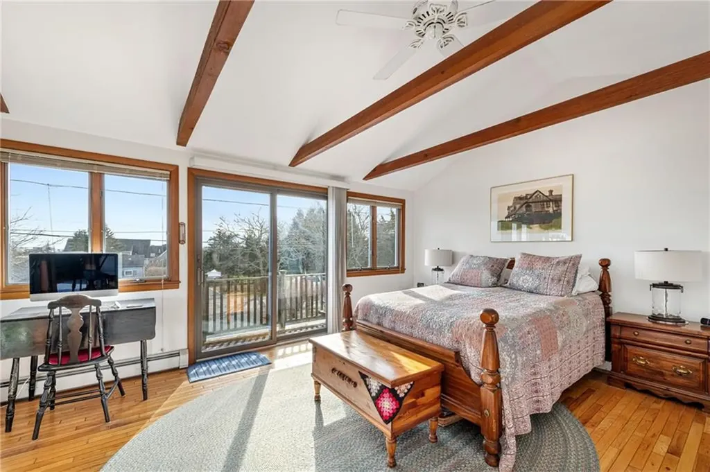 210 Washington Street South Kingstown RI 02879