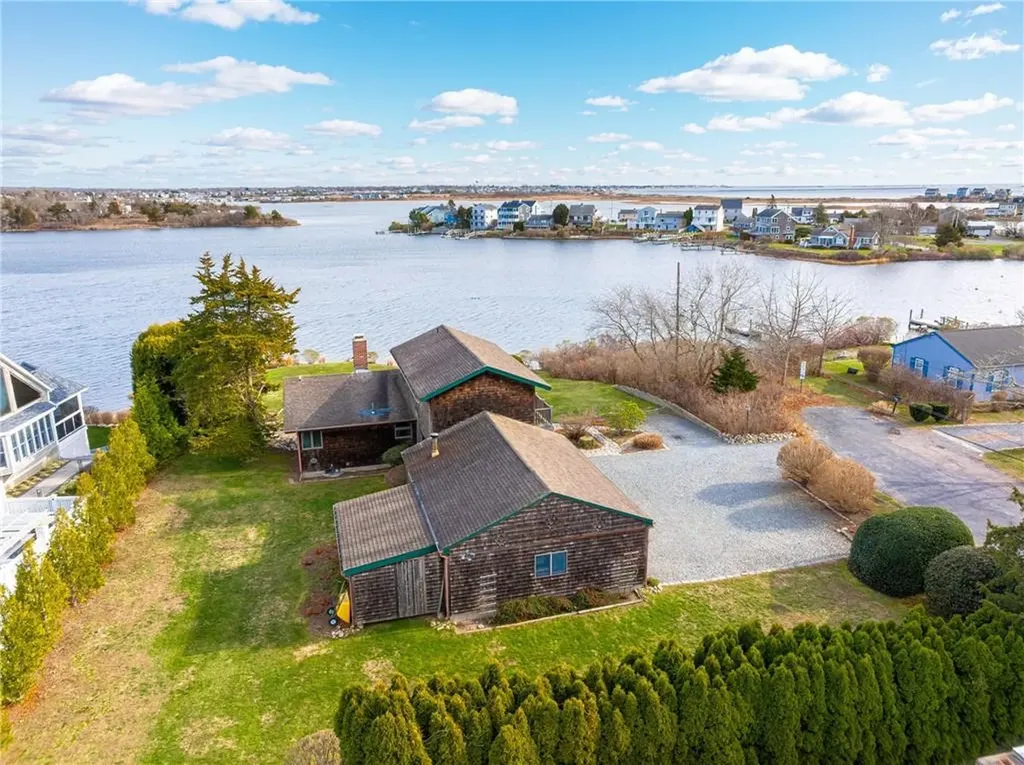 210 Washington Street South Kingstown RI 02879