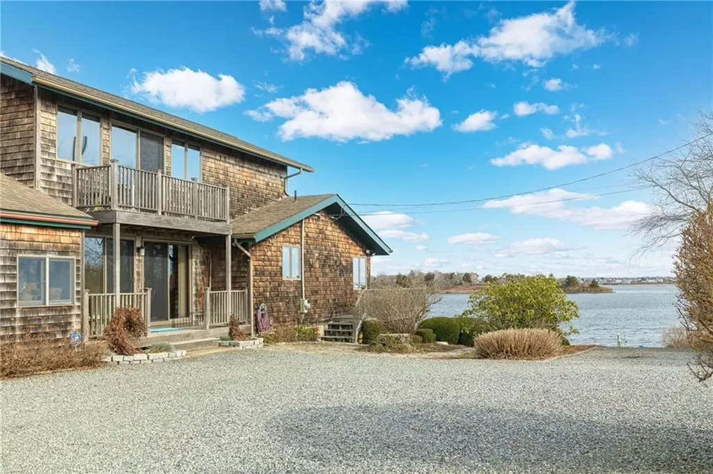 210 Washington Street South Kingstown RI 02879