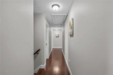 13 Vanderbilt Lane Portsmouth RI 02871