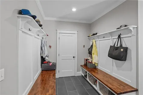 13 Vanderbilt Lane Portsmouth RI 02871