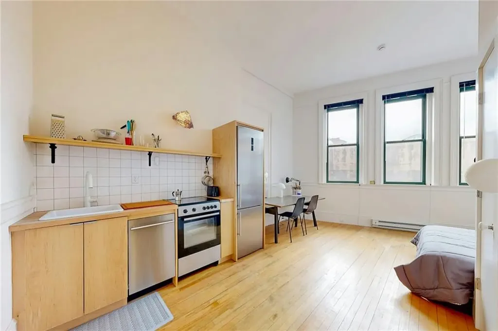 225 Weybosset Street Providence RI 02903