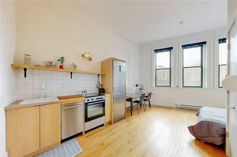 225 Weybosset Street Providence RI 02903