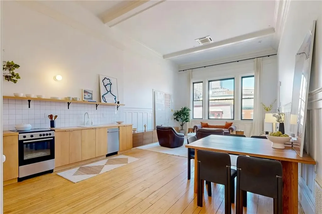 225 Weybosset Street Providence RI 02903