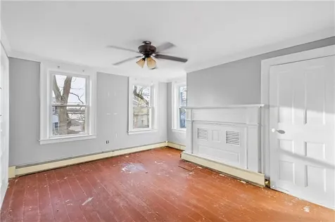 694 Hope Street Bristol RI 02809