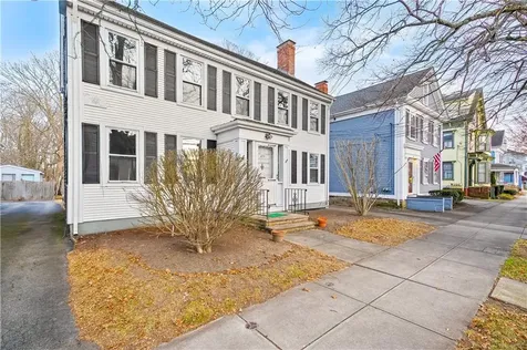 694 Hope Street Bristol RI 02809