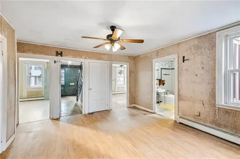 694 Hope Street Bristol RI 02809