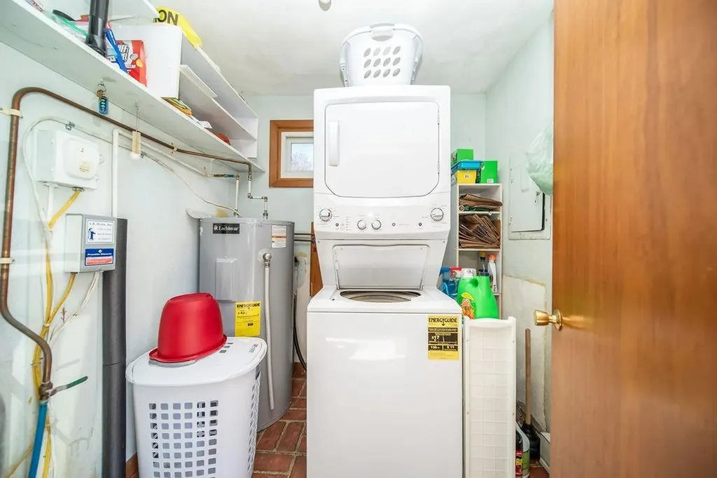 8 Starboard Avenue Jamestown RI 02835