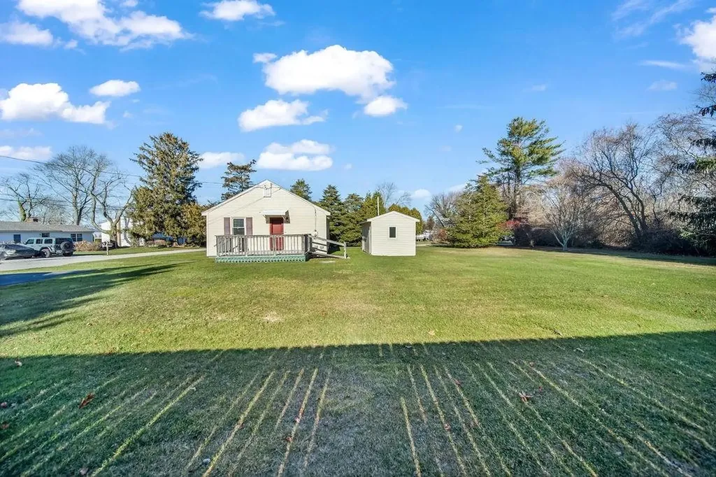 8 Starboard Avenue Jamestown RI 02835