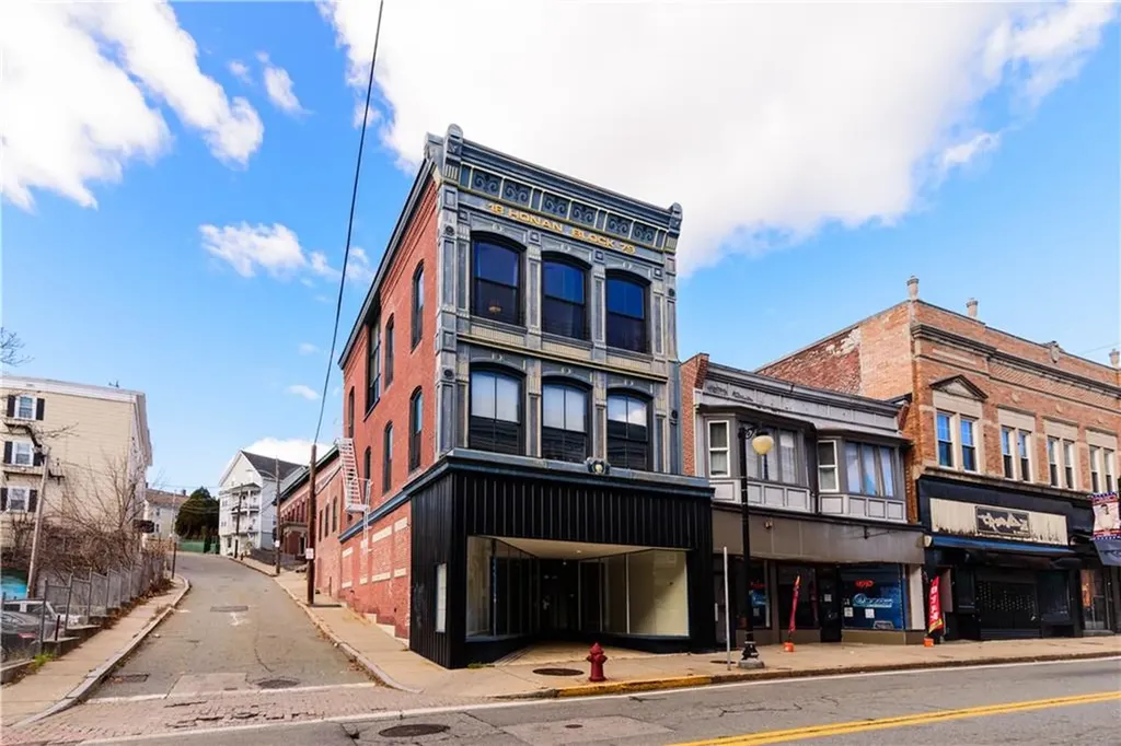 114 Main Street Woonsocket RI 02895