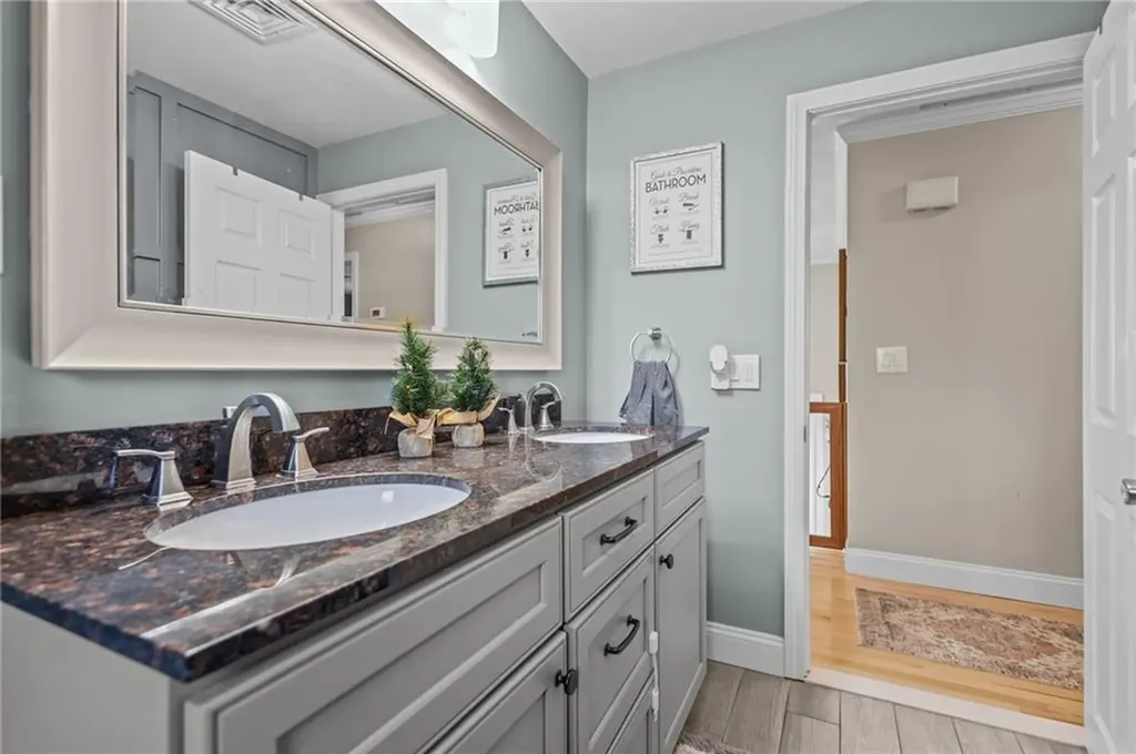 619 Smithfield Road North Providence RI 02904