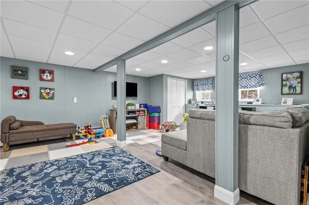 619 Smithfield Road North Providence RI 02904
