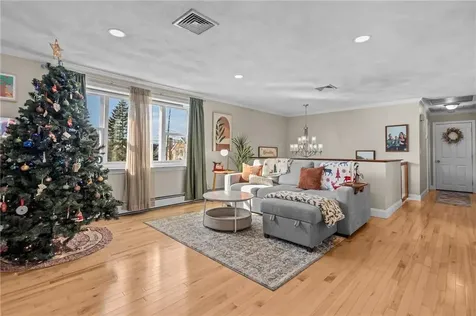 619 Smithfield Road North Providence RI 02904