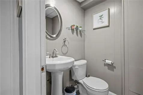 619 Smithfield Road North Providence RI 02904