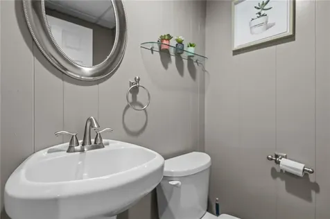 619 Smithfield Road North Providence RI 02904