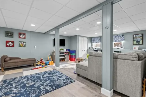 619 Smithfield Road North Providence RI 02904