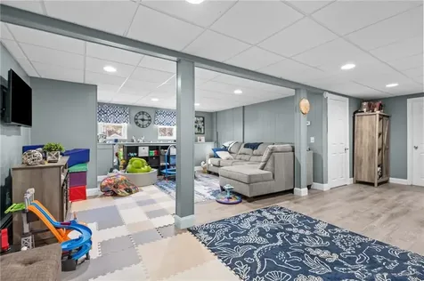 619 Smithfield Road North Providence RI 02904