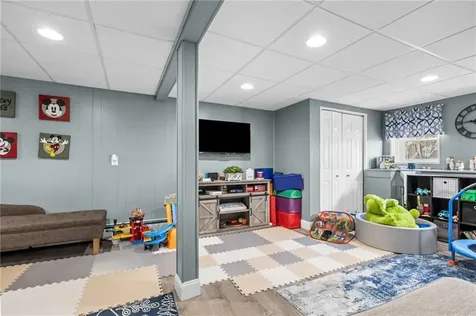 619 Smithfield Road North Providence RI 02904