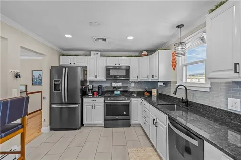 619 Smithfield Road North Providence RI 02904