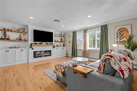 619 Smithfield Road North Providence RI 02904