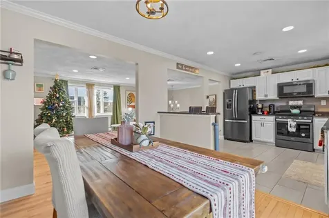 619 Smithfield Road North Providence RI 02904