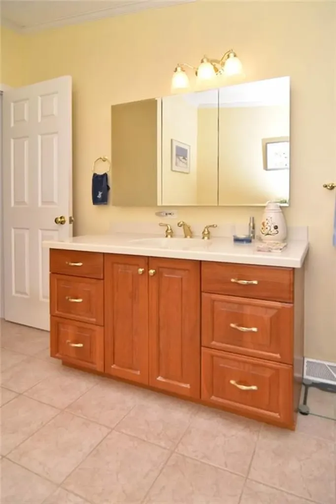 347 Leisure Drive South Kingstown RI 02879