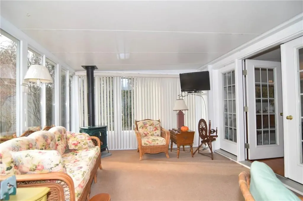 347 Leisure Drive South Kingstown RI 02879