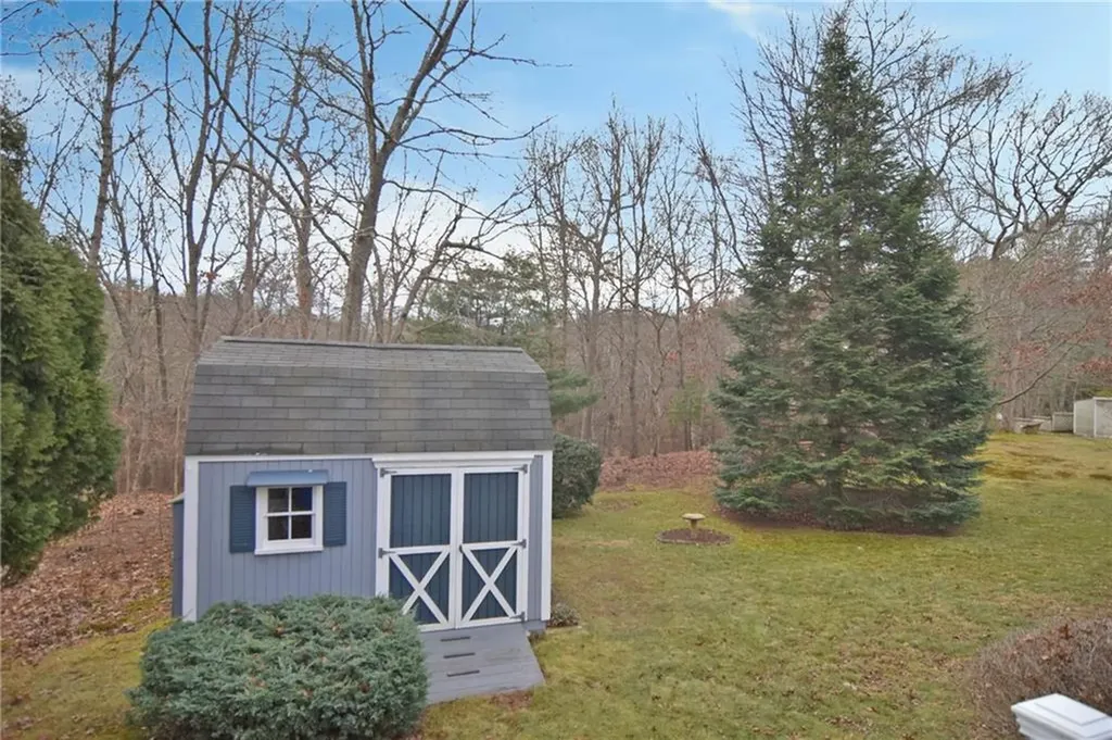 347 Leisure Drive South Kingstown RI 02879