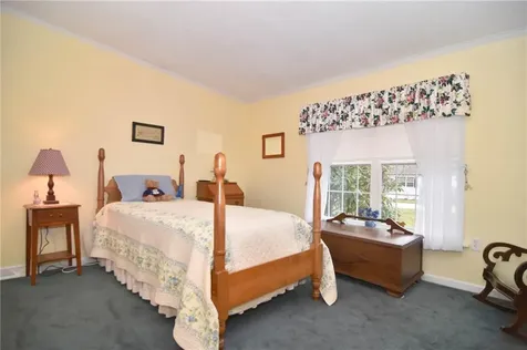 347 Leisure Drive South Kingstown RI 02879