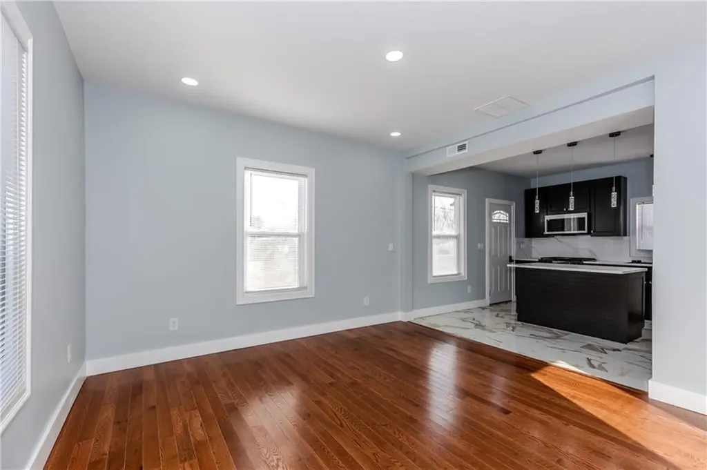 604 Smithfield Road North Providence RI 02904