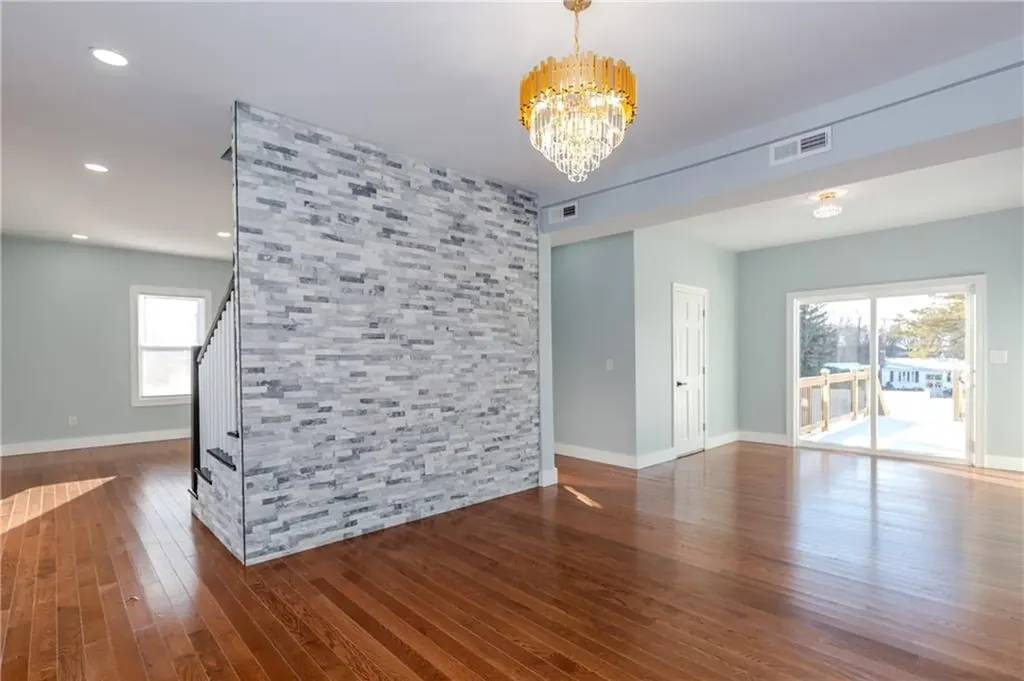 604 Smithfield Road North Providence RI 02904